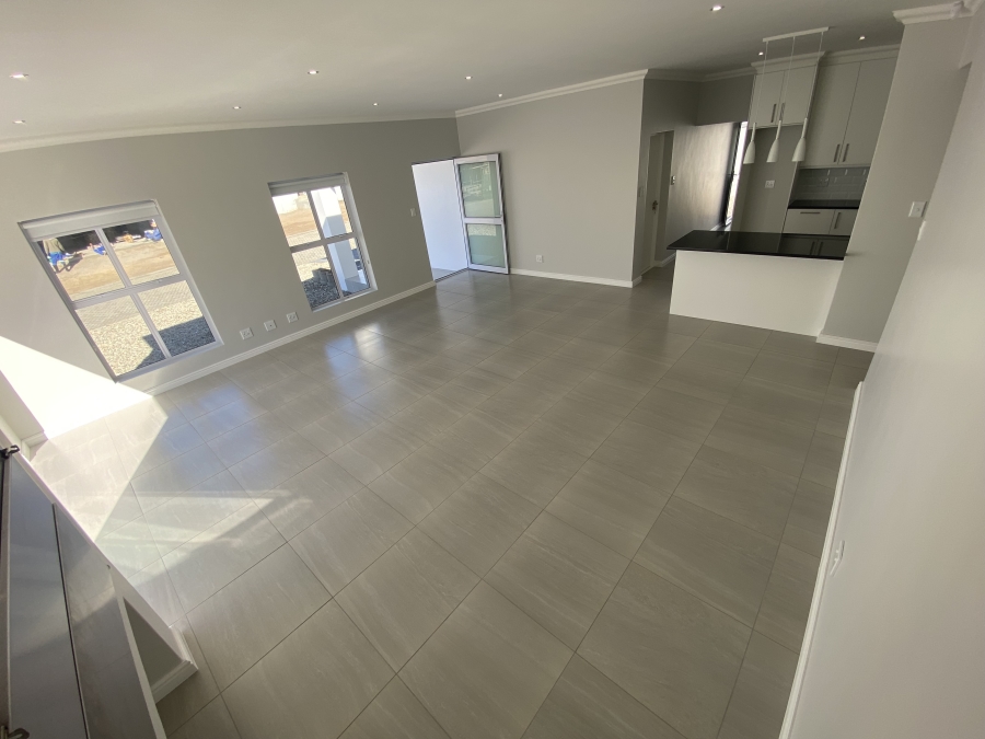 3 Bedroom Property for Sale in Yzerfontein Western Cape